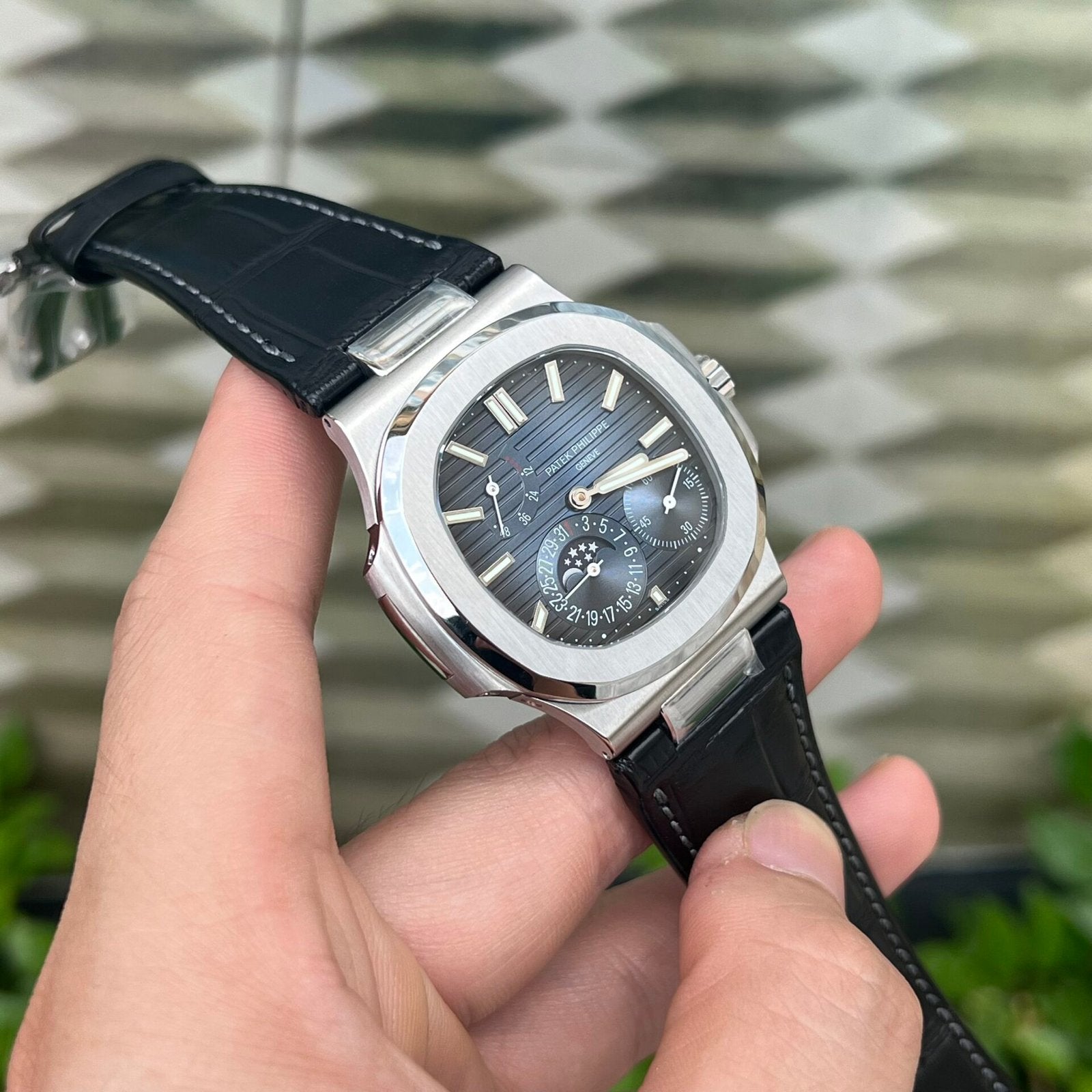 Patek Philippe Nautilus 5712 Watch Leather Strap 40mm