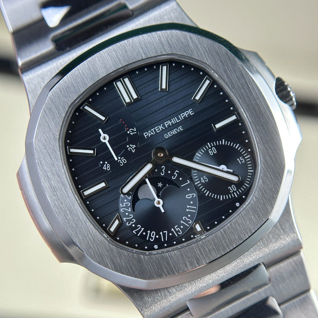 Patek Philippe Watch Nautilus 5712 Authentic Details 40mm