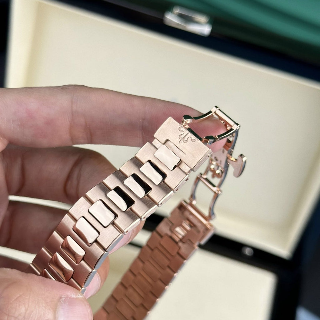 Patek Philippe Nautilus 5712R Gold Wrapped Movement 40mm