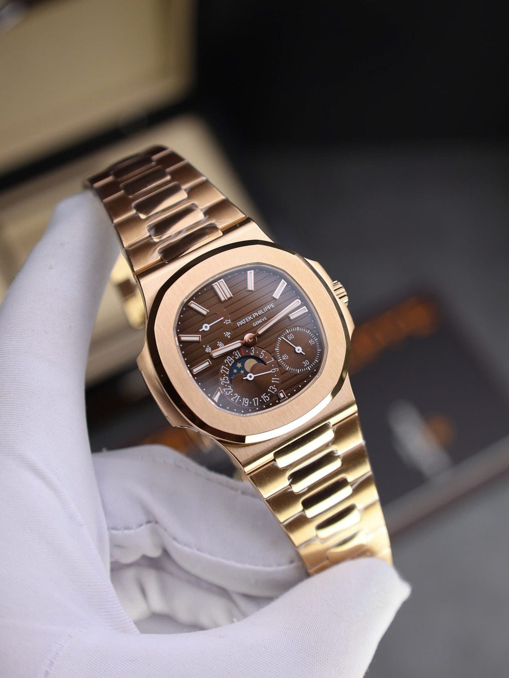Patek Philippe Nautilus 5712R Watch Dial Brown 40mm