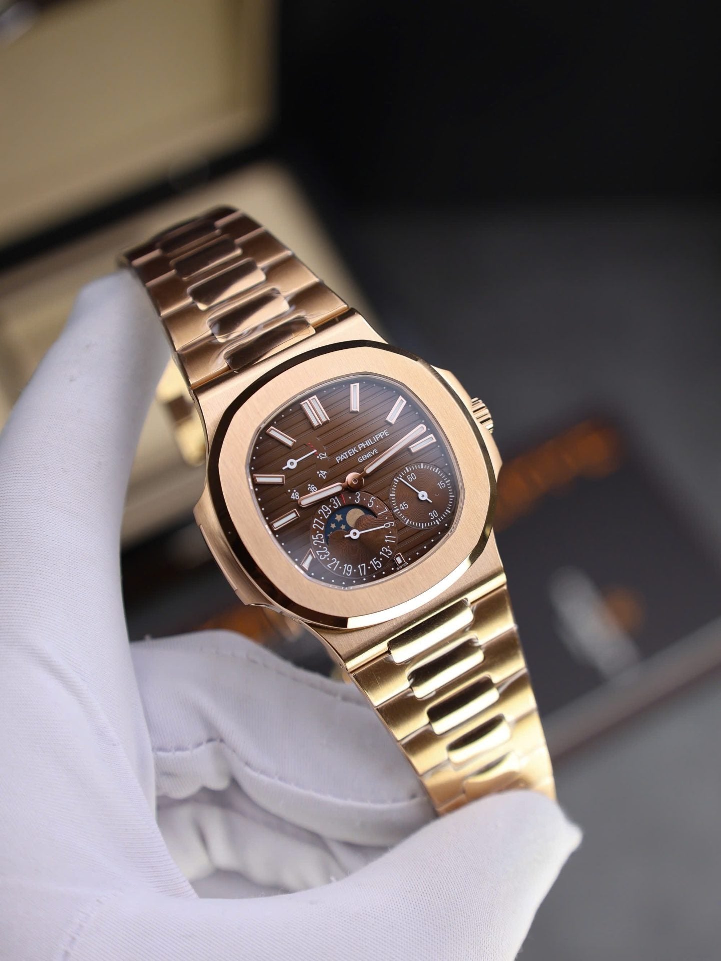 Patek Philippe Nautilus 5712R Watch Dial Brown 40mm