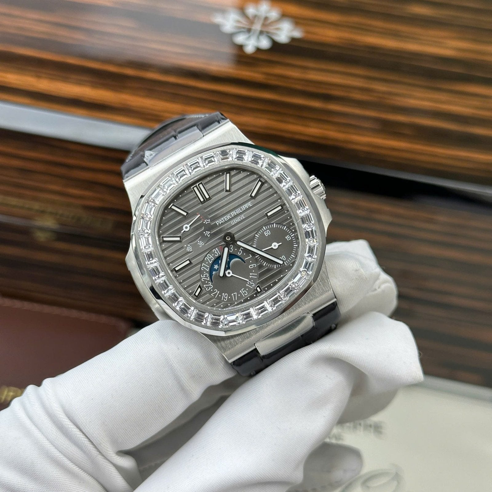 Patek Philippe Nautilus 5722 Watch Grey Dial With Baguette 40mm