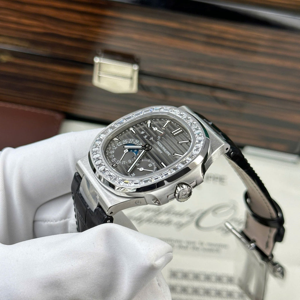 Patek Philippe Nautilus 5722 Watch Grey Dial With Baguette 40mm