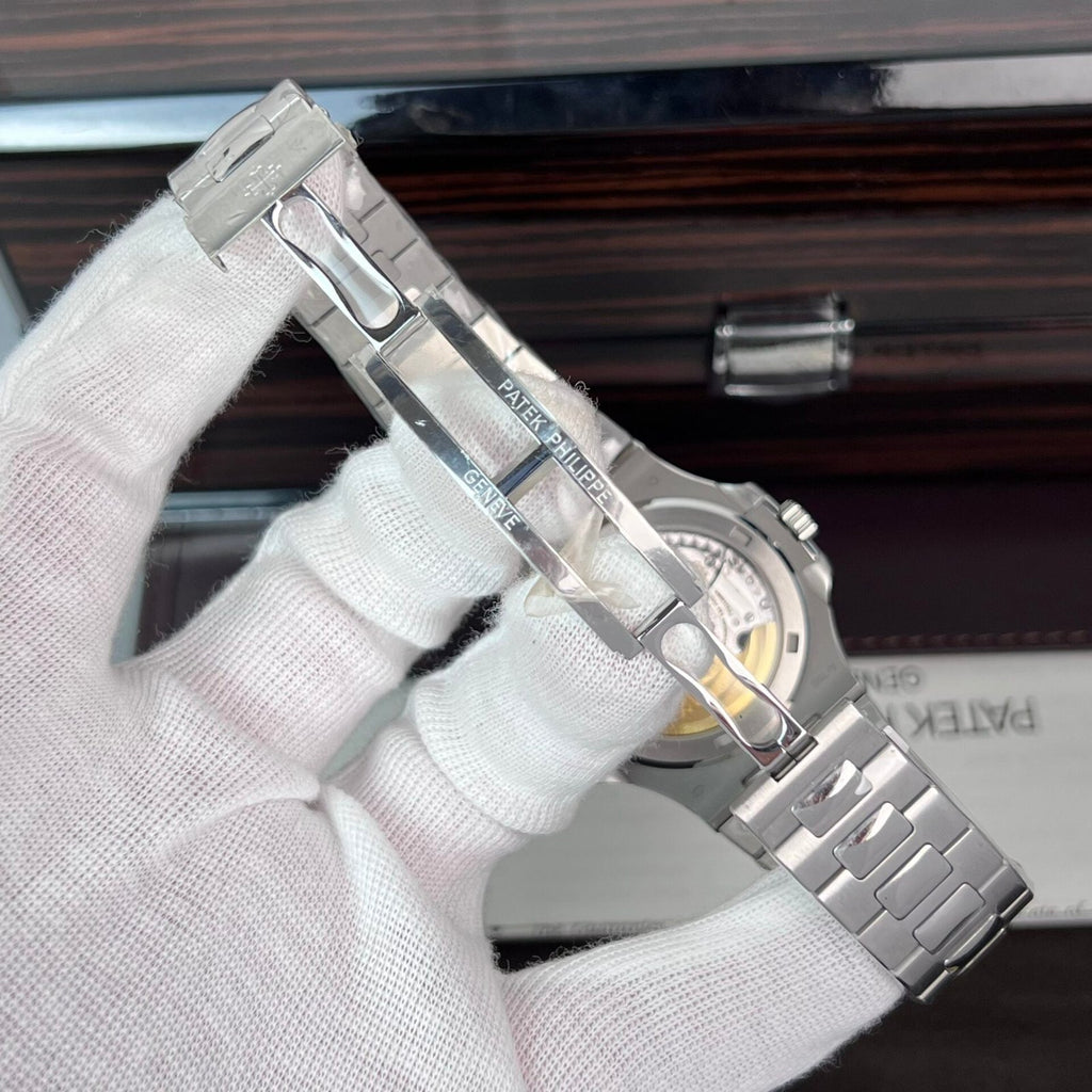 Patek Philippe Nautilus 5723 Watch Blue Dial Diamond 40mm