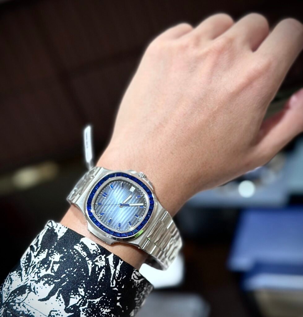 Patek Philippe Nautilus 5723 Watch Benzel Sapphire Blue 40mm