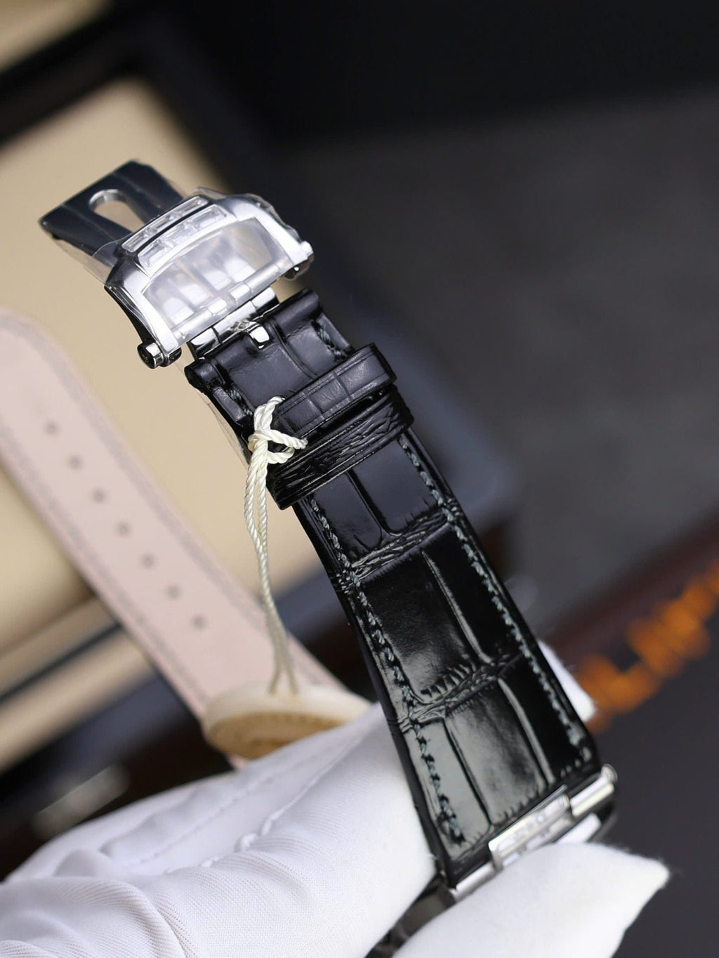Patek Philippe Nautilus 5724 Blue Dial Watch Full Function 40mm