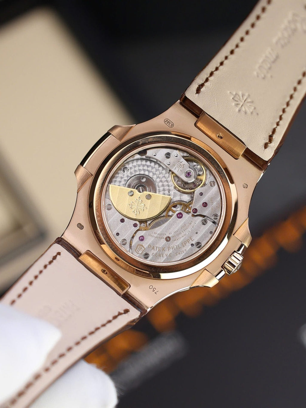 Patek Philippe Nautilus 5724 Rose Gold Watch Full Function 40mm