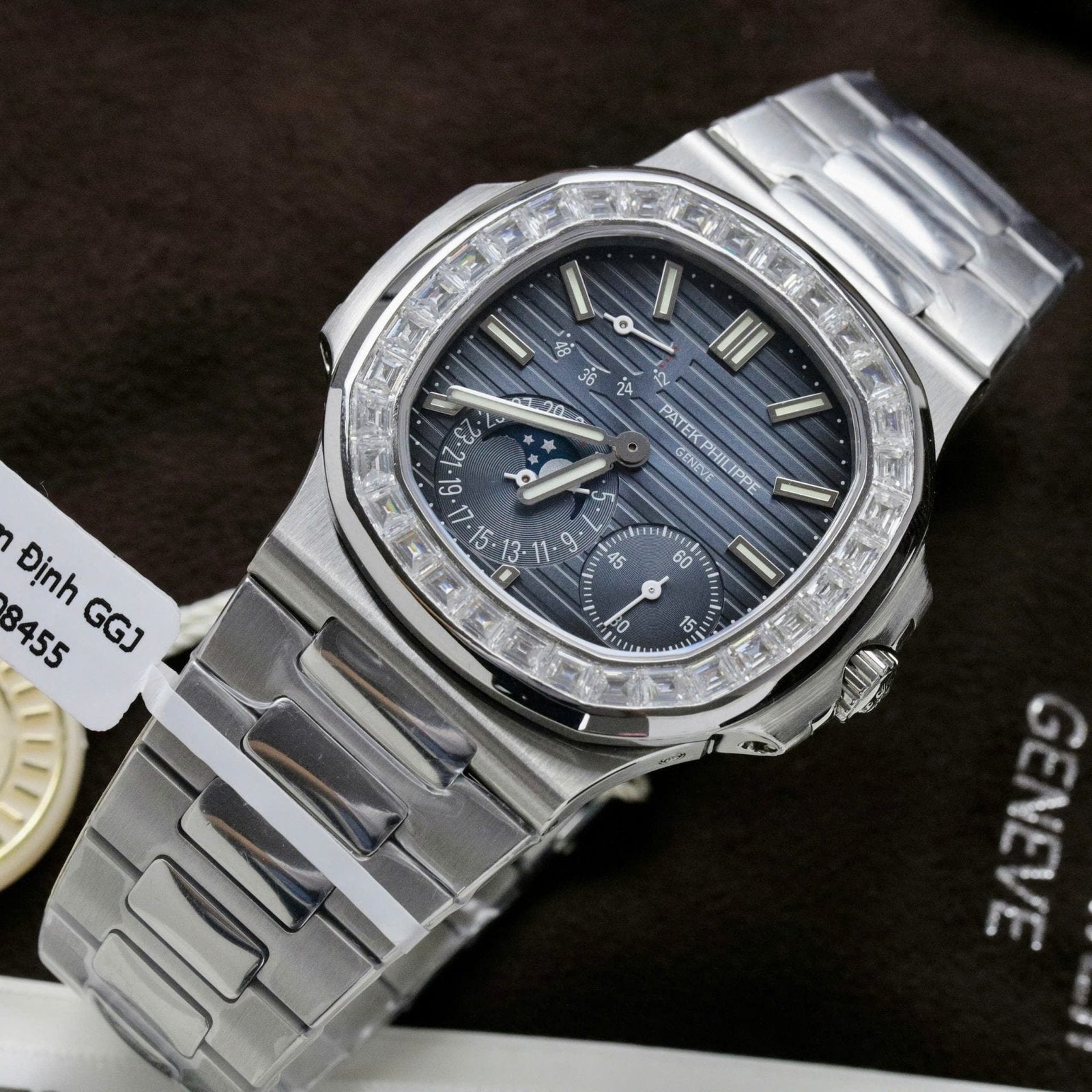 Patek Philippe Nautilus 5724G Dial Watch Diamonds Moissanite Baguette 40mm