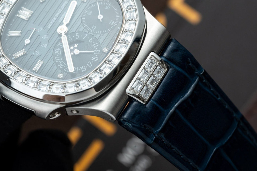 Patek Philippe Nautilus 5724G Watch Blue 40mm