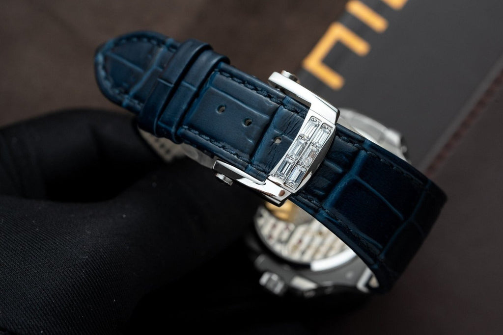 Patek Philippe Nautilus 5724G Watch Blue 40mm