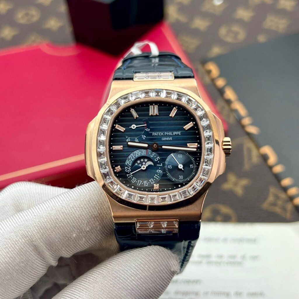 Patek Philippe Watch Nautilus 5724R Gold Wrapped 40mm