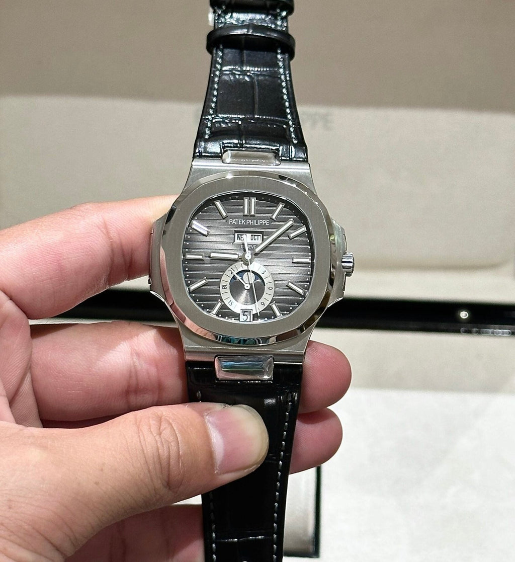 Patek Philippe Watch Nautilus 5726G Gray Dial 40.5mm