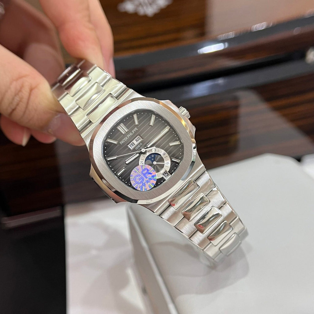 Patek Philippe Nautilus 5726G Watch Dial Gray 40.5mm