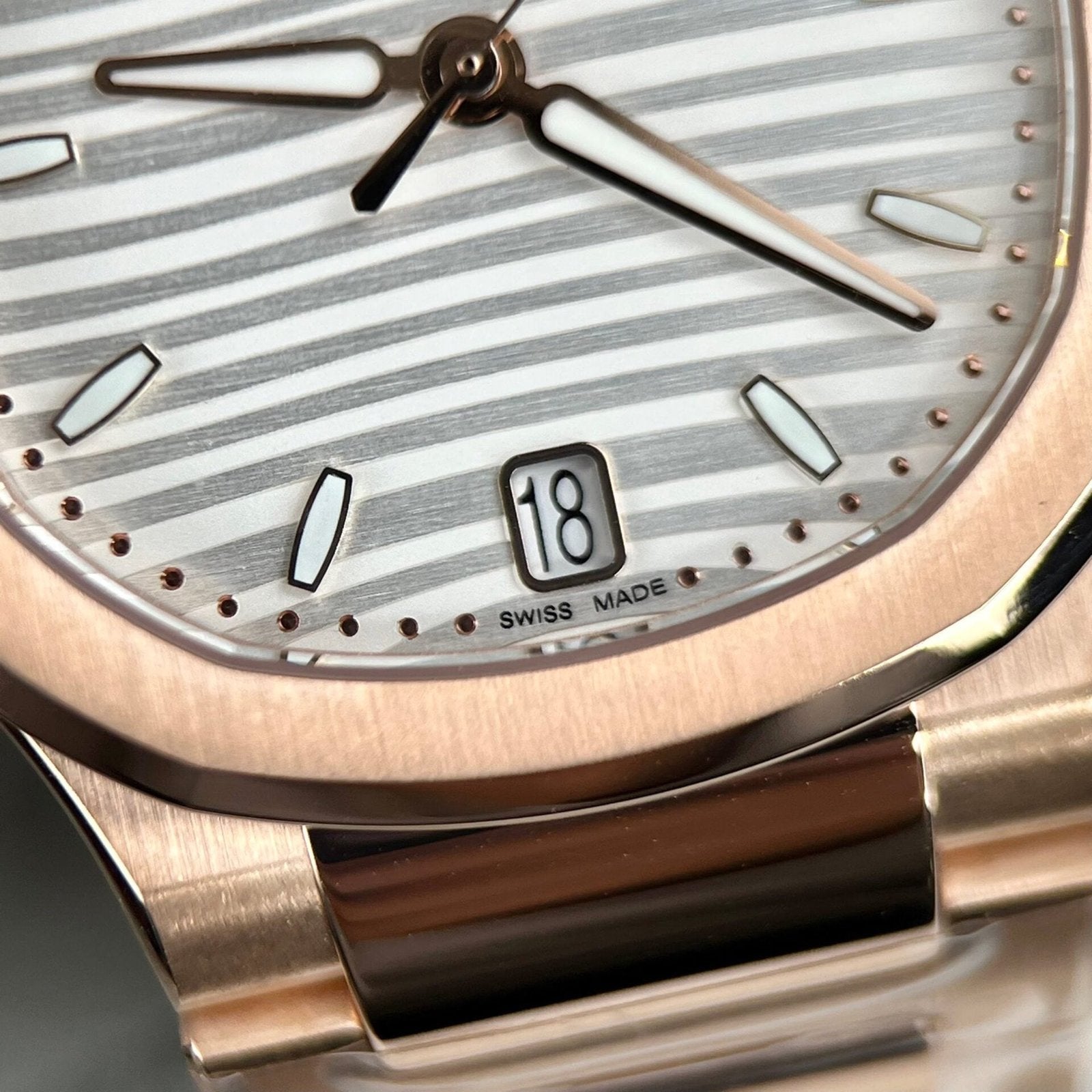 Patek Philippe Watch Nautilus 7118 Gold Wrapped White Dial 35.2mm