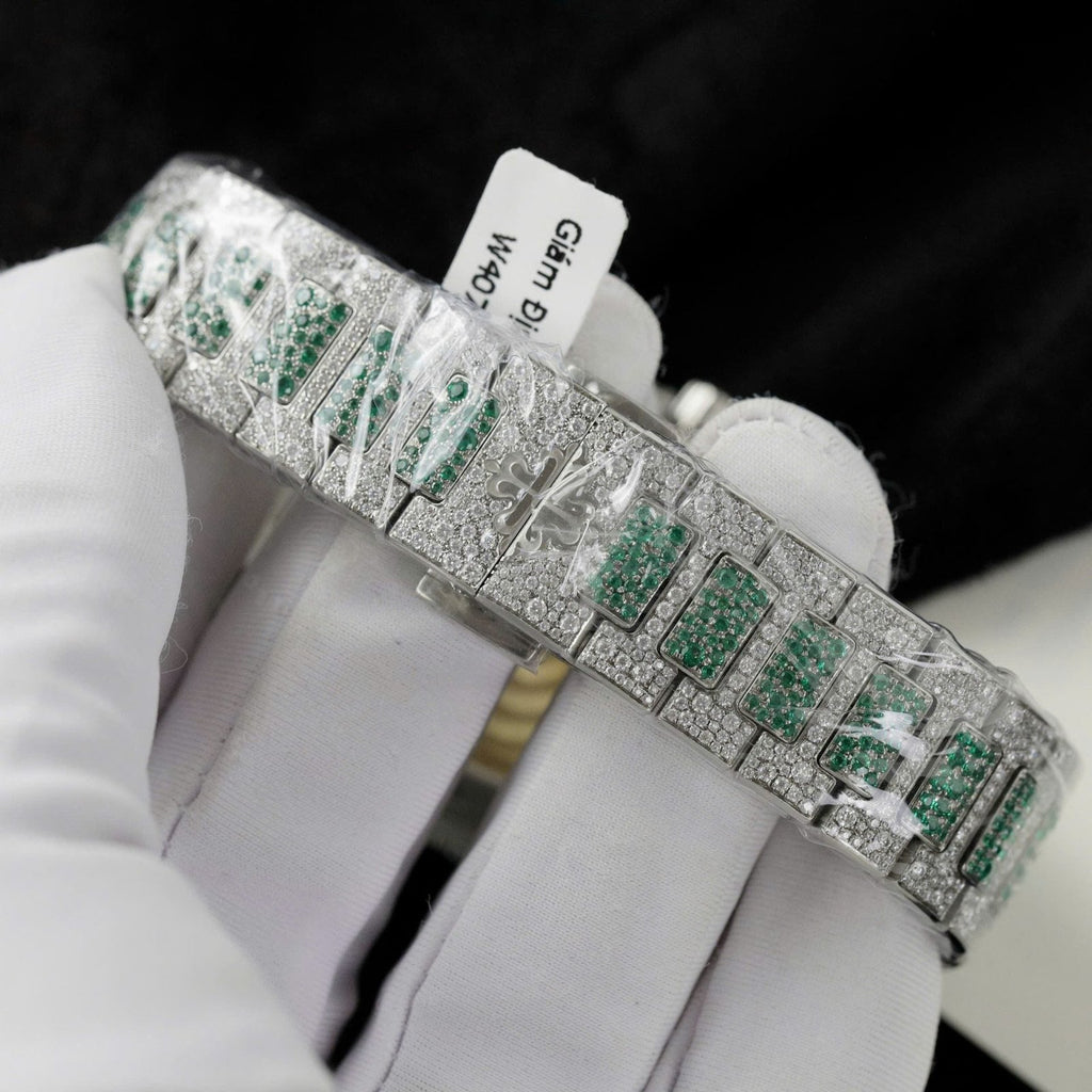 Patek Philippe Watch Nautilus 7118 Diamonds Moissanite 35.2mm
