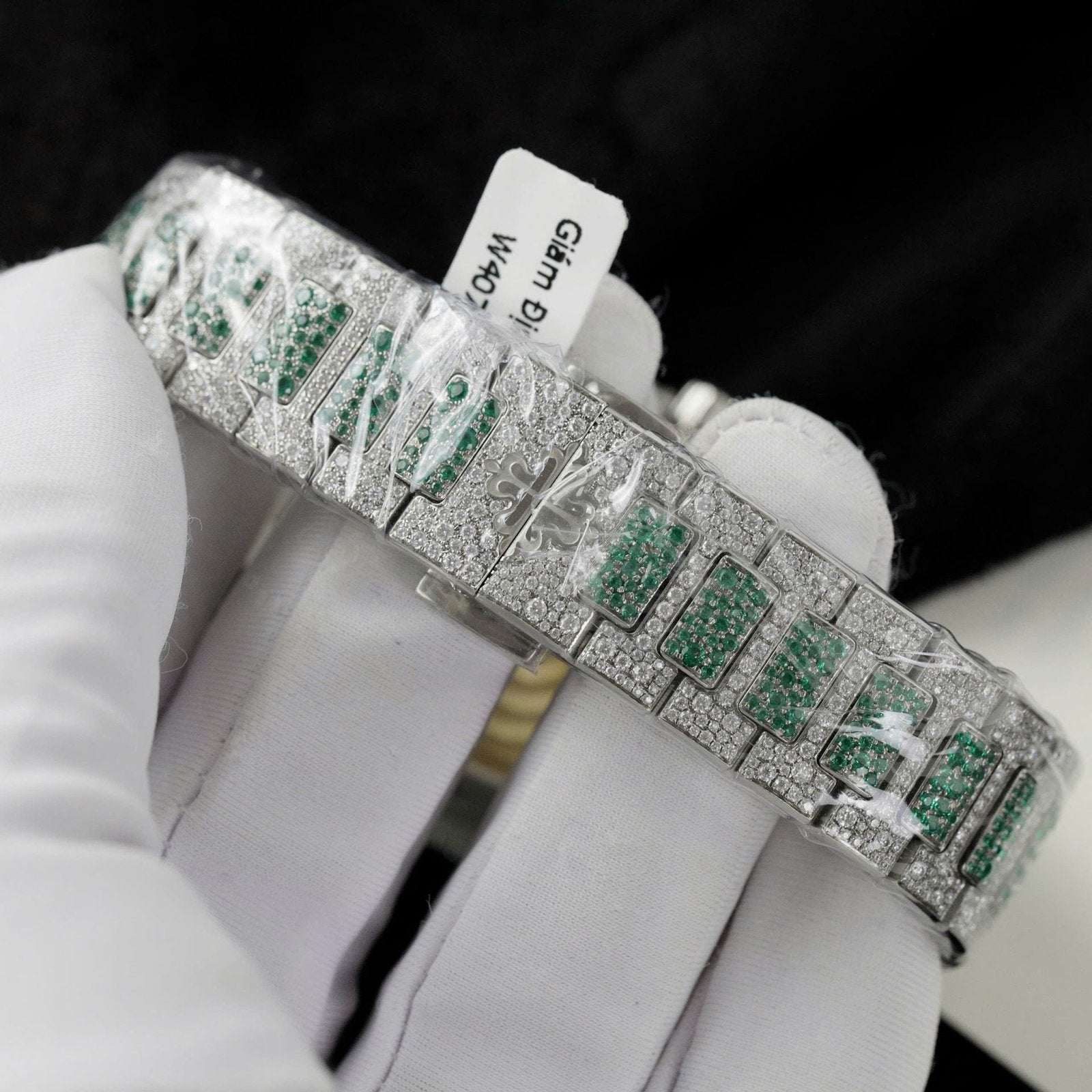 Patek Philippe Watch Nautilus 7118 Diamonds Moissanite 35.2mm