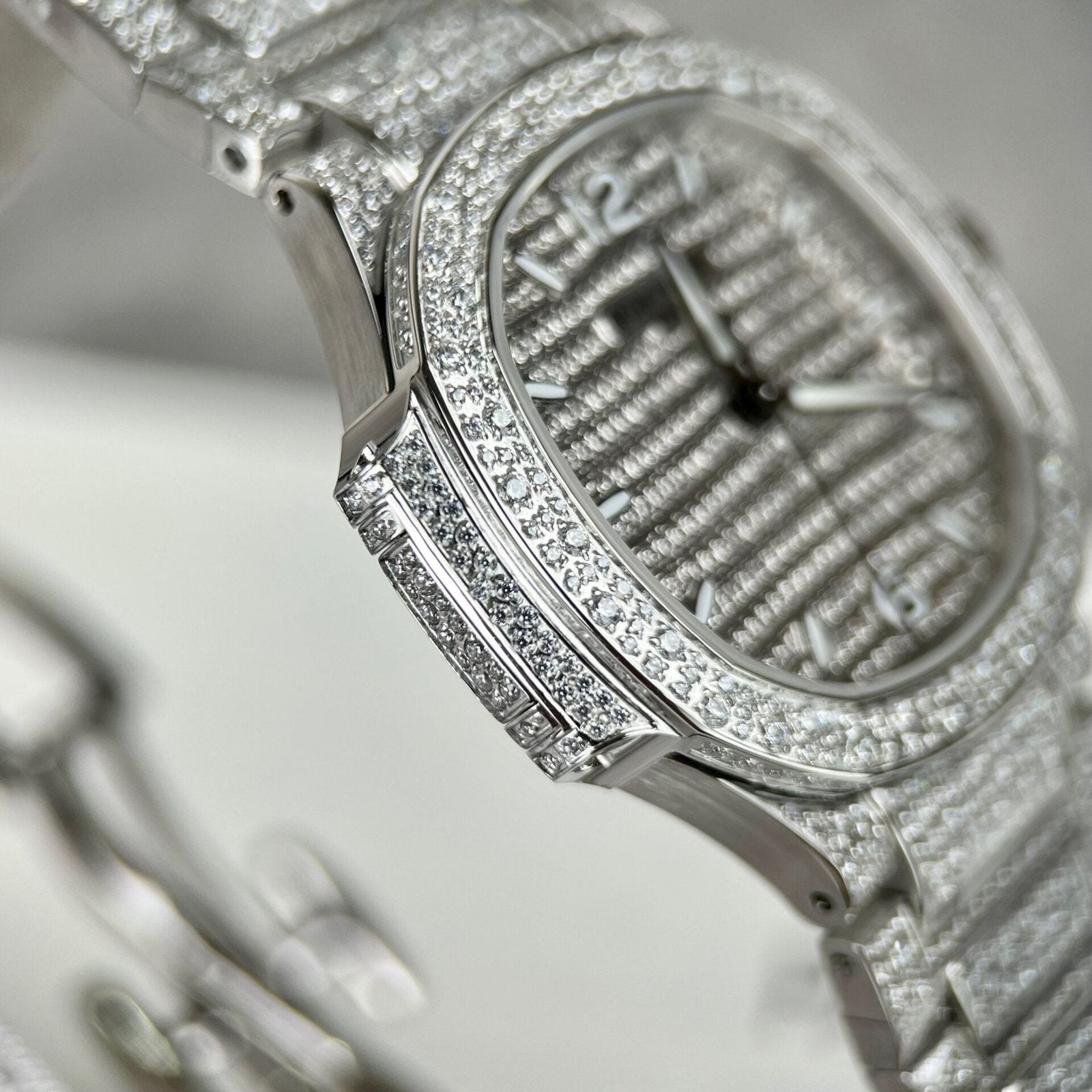 Patek Philippe Nautilus 7118 Full Diamond Watch 35.2mm