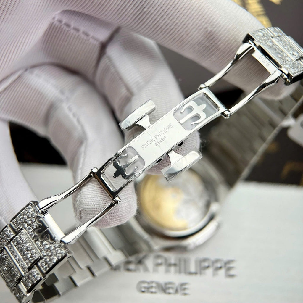 Patek Philippe Nautilus 7118 Watch Diamonds Moissanite 35.2mm