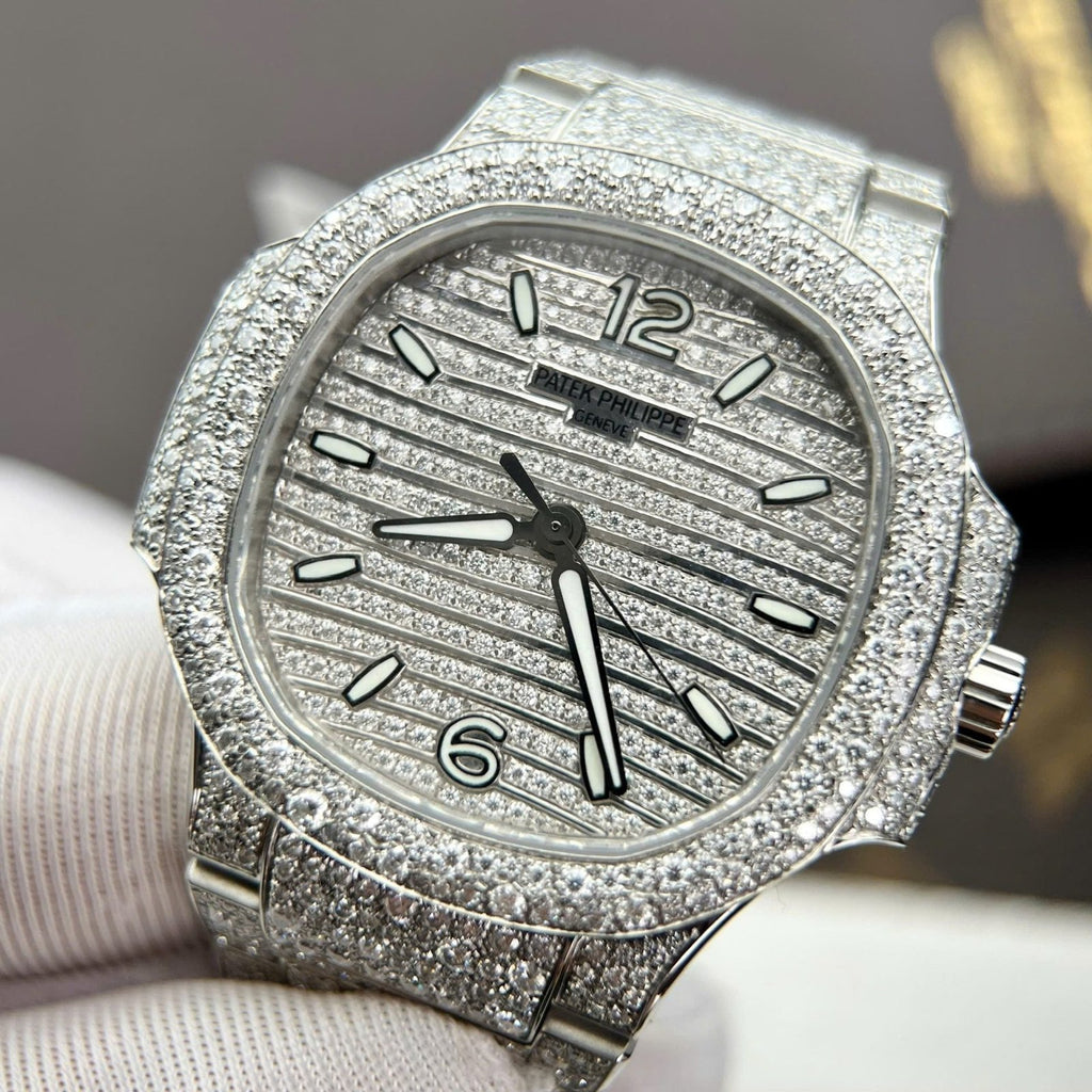Patek Philippe Nautilus 7118 Watch Diamonds Moissanite 35.2mm