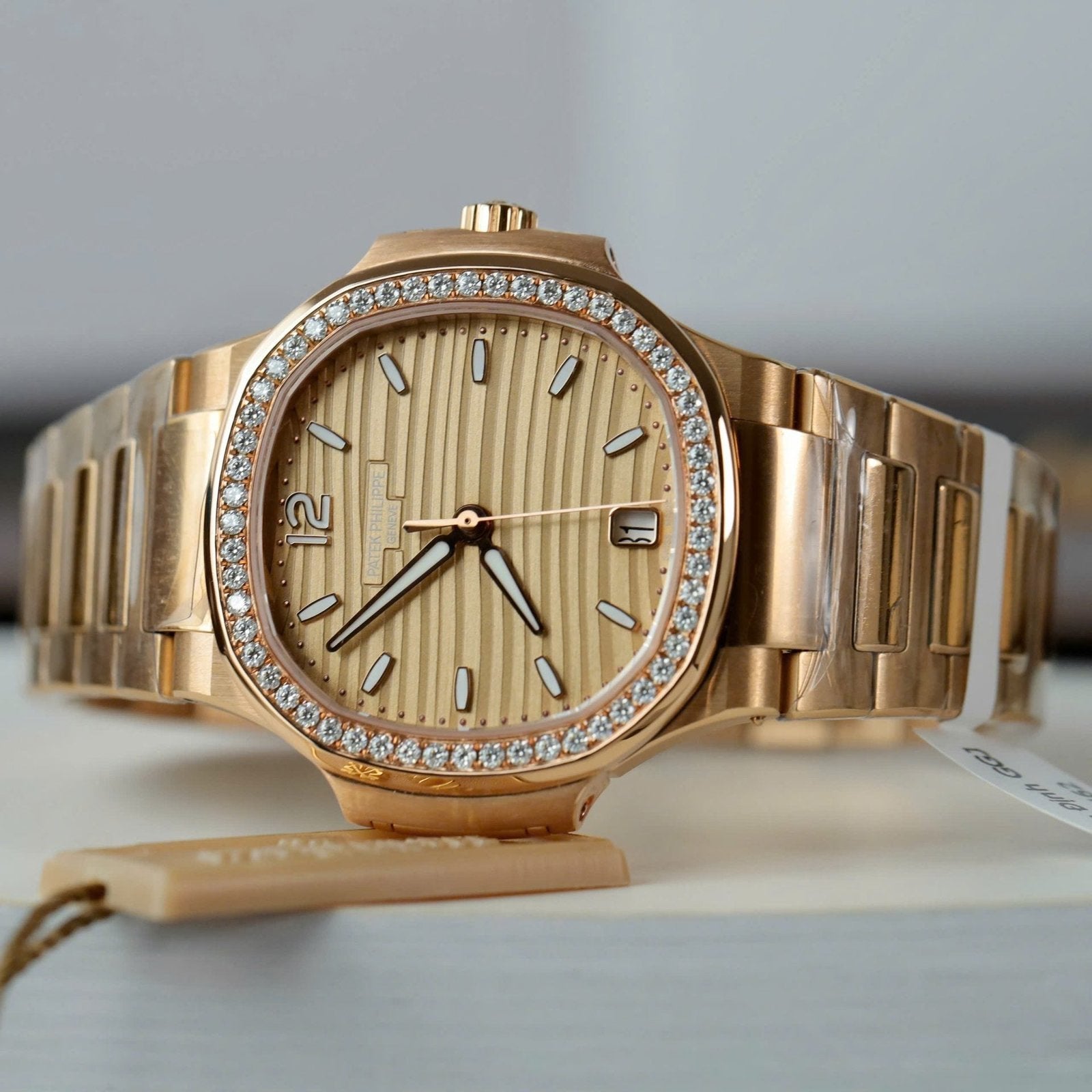 Patek Philippe Nautilus 7118 Women Watch Gold Wrapped + Diamonds Moissanite 35.2mm
