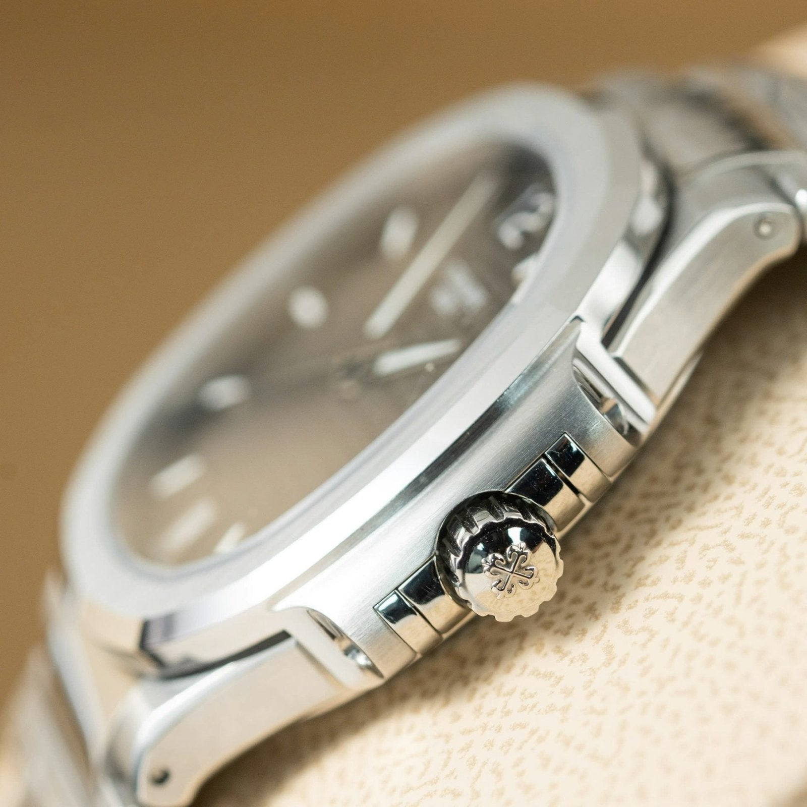 Patek Philippe Nautilus 7118 Watch Grey Dial 35.2mm