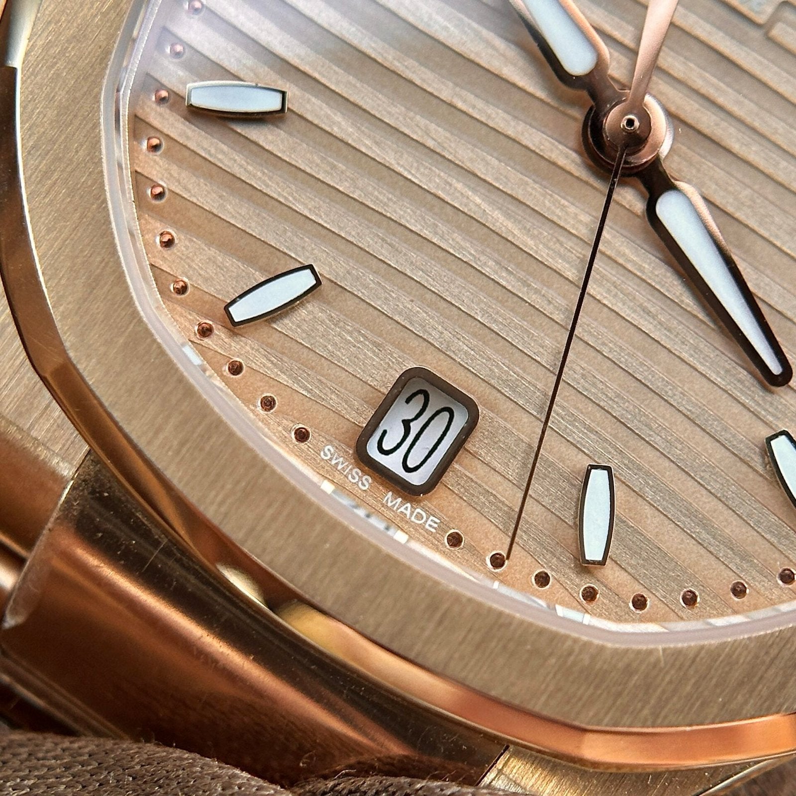 Patek Philippe Nautilus 7118 Watch Rose Gold 35.2mm