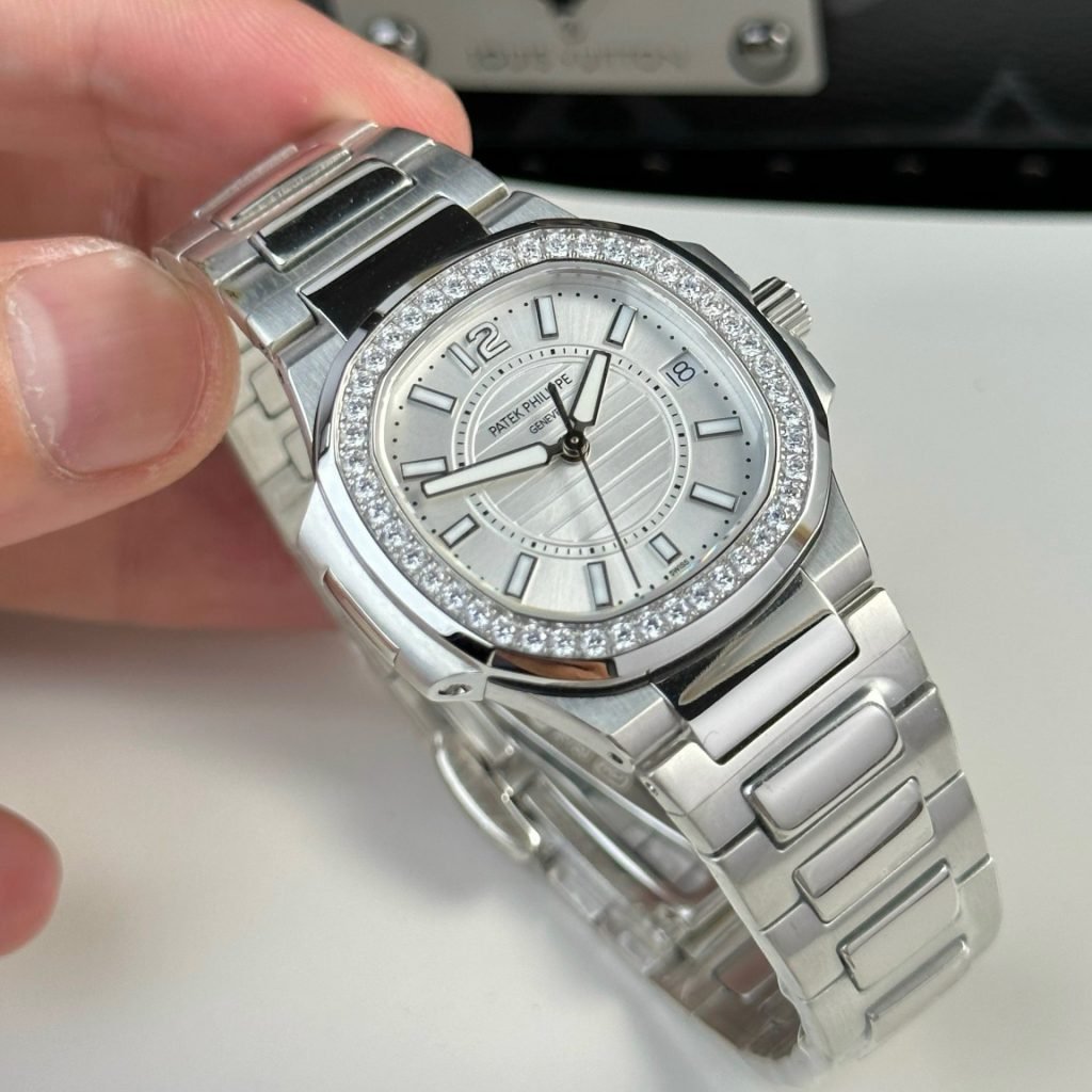 Patek Philippe Watch Nautilus 7010 Womens White Dial 32mm
