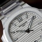 Patek Philippe Watch Nautilus 7118 White Dial Metal Wire 35.2mm