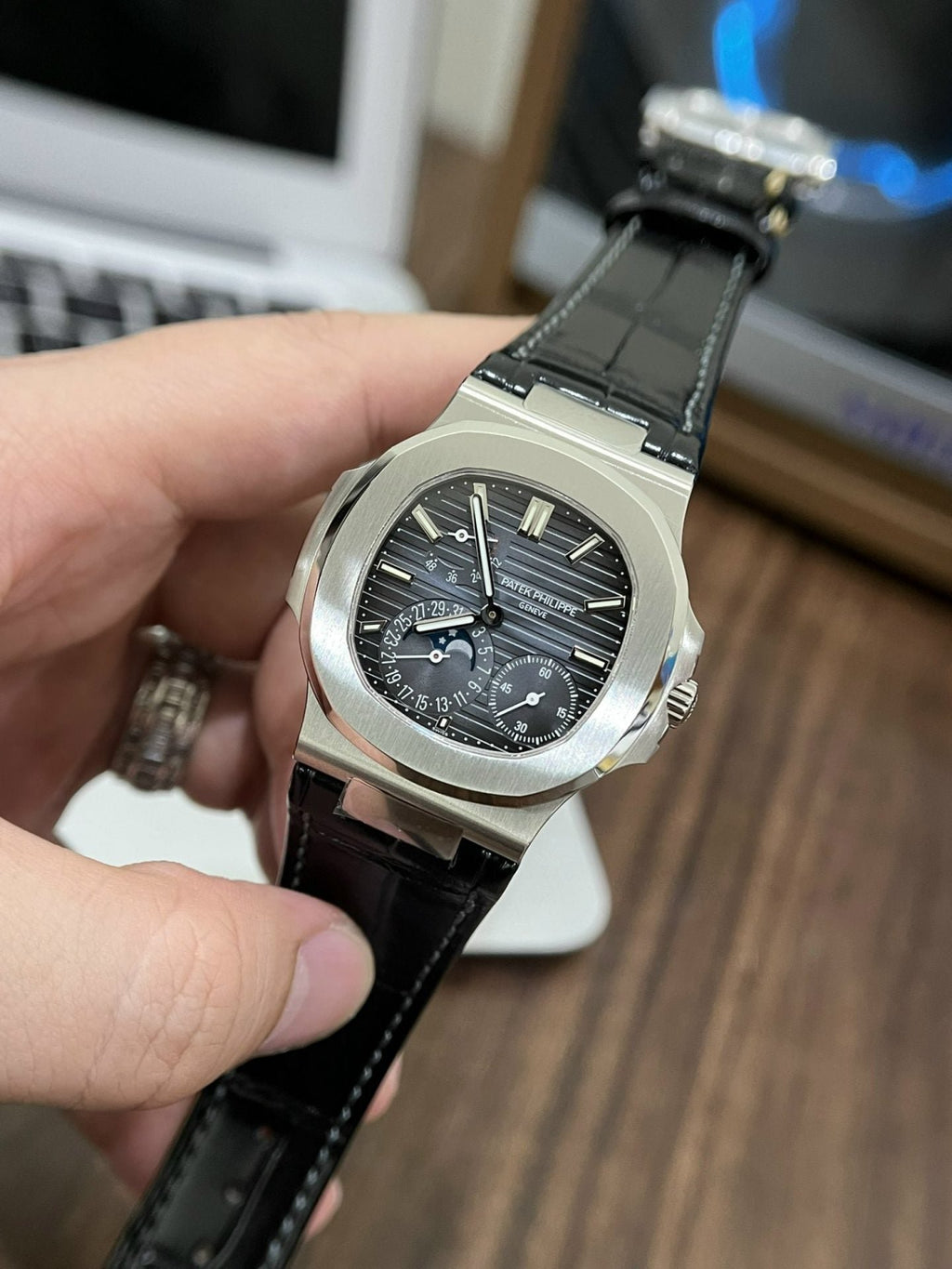 Patek Philippe Watch Nautilus 5712 Blue Dial Leather Strap 40mm