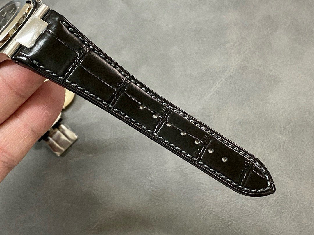 Patek Philippe Watch Nautilus 5712 Gray Dial Leather Strap 40mm