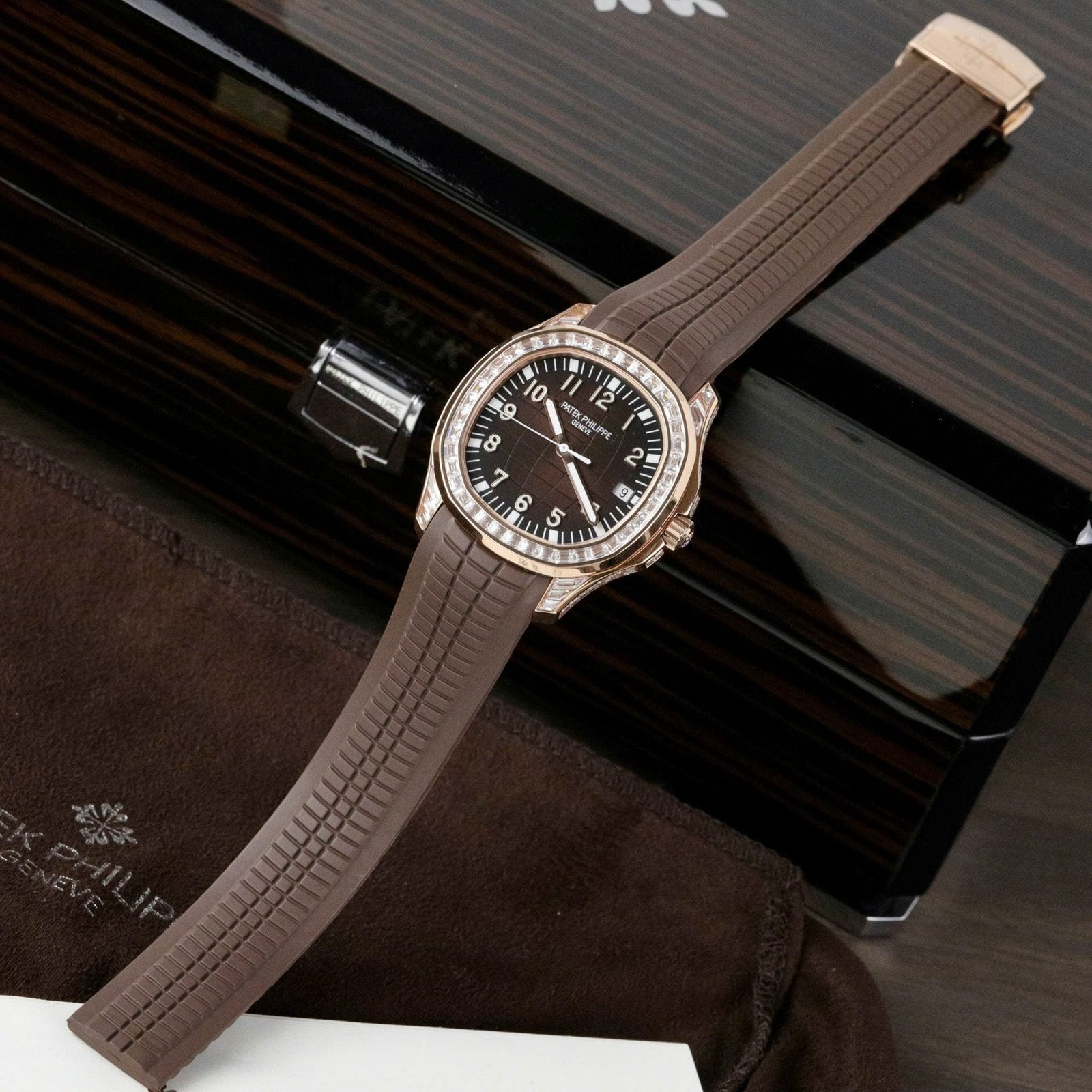 Patek Philippe Watch Aquanaut 5167R Dial Brown 40mm