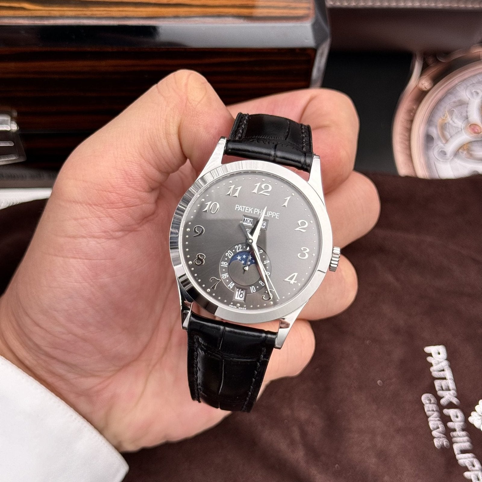 Patek Philippe Watch Complications 5396G Gray Dial 38.5mm