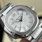 Patek Philippe Watch Nautilus 7010 White Dial Metal Wire 32mm