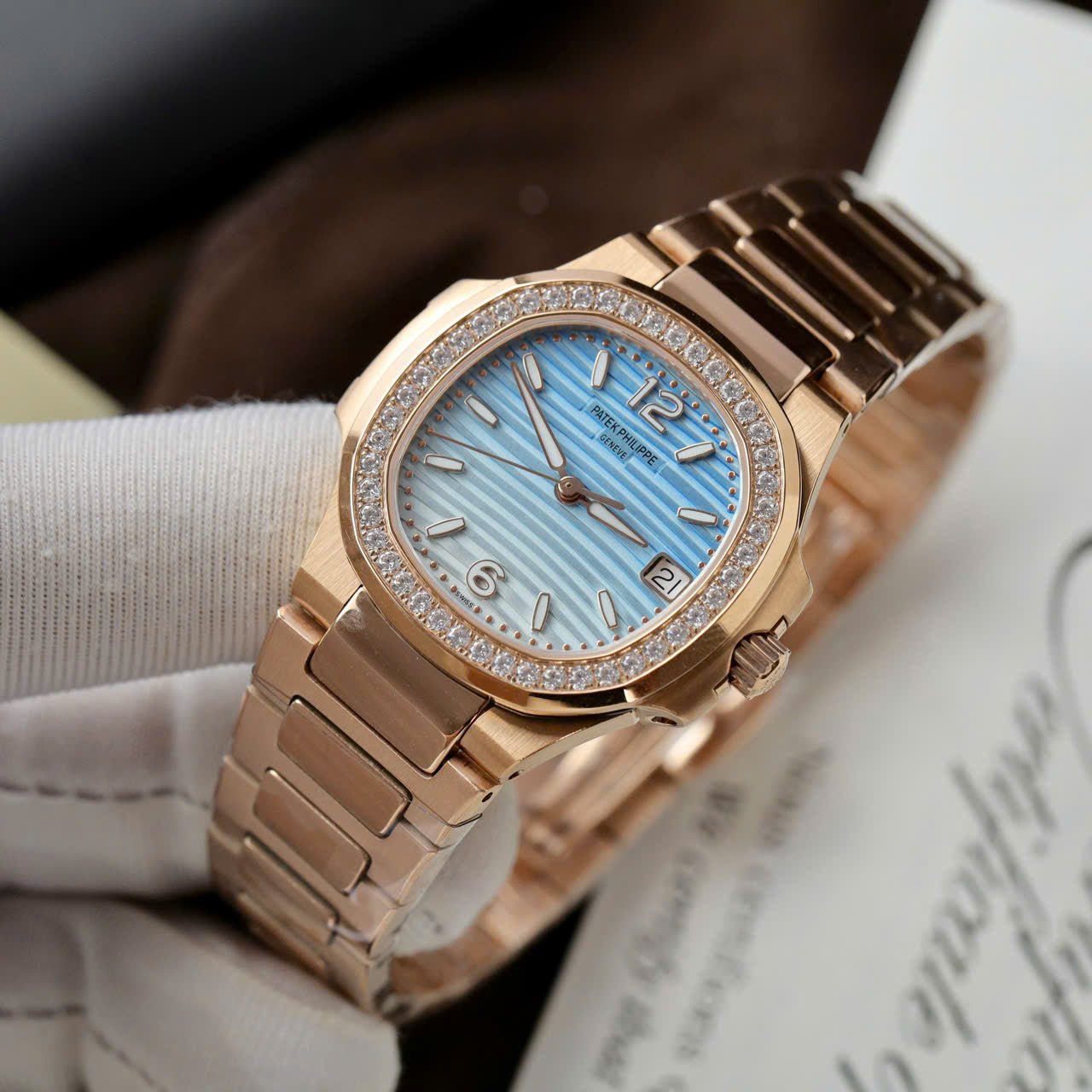Patek Philippe Watch Nautilus 7010R Women Blue White Dial Metal Wire 32mm