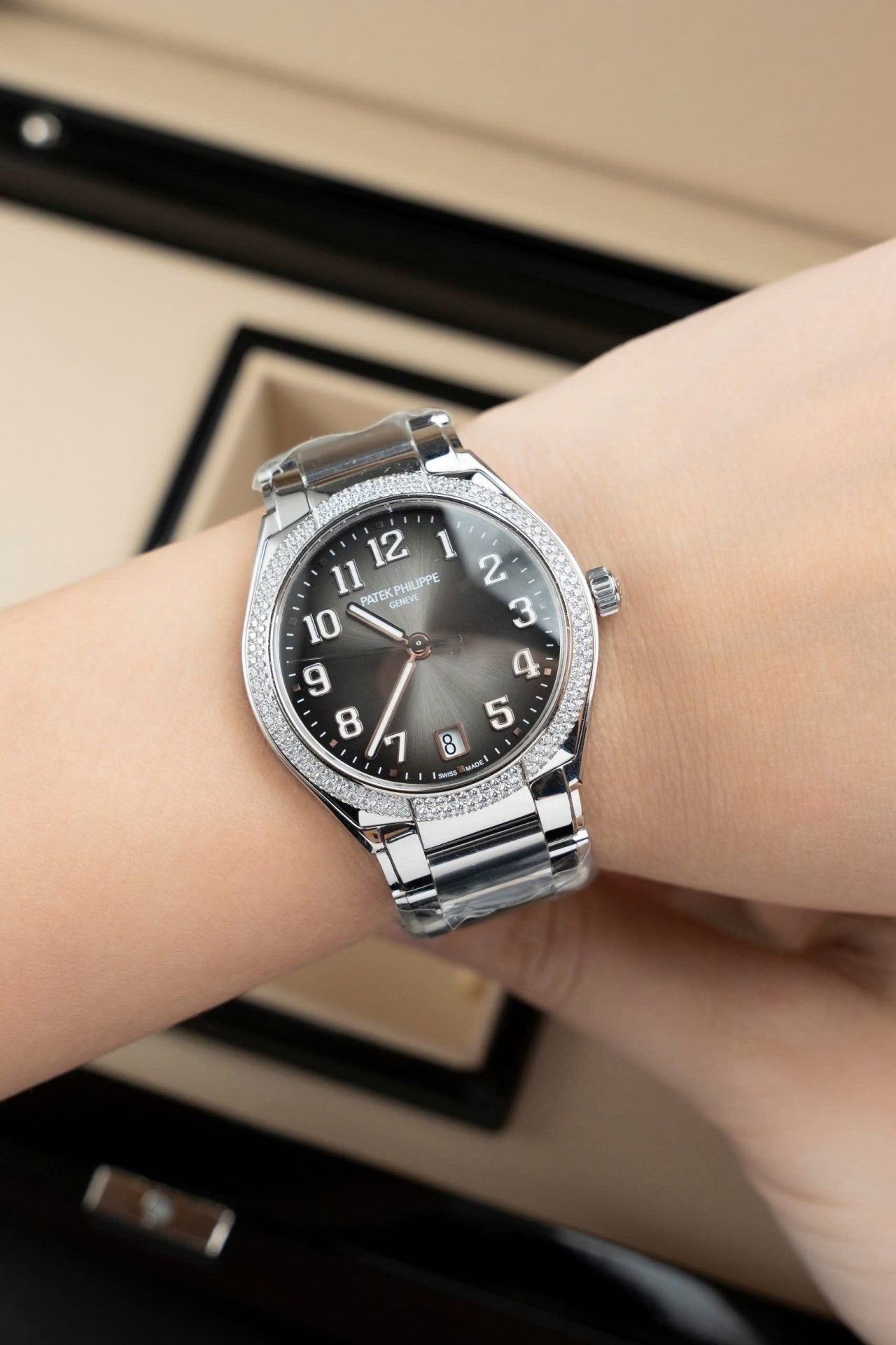 Patek Philippe Watch Twenty 4 7300 Gray Dial Metal Wire 36mm