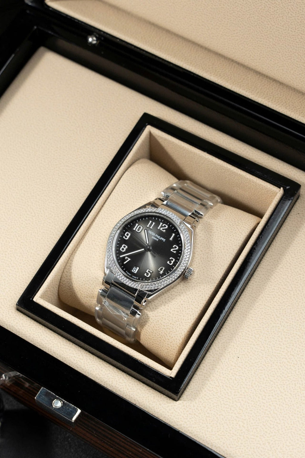 Patek Philippe Watch Twenty 4 7300 Gray Dial Metal Wire 36mm
