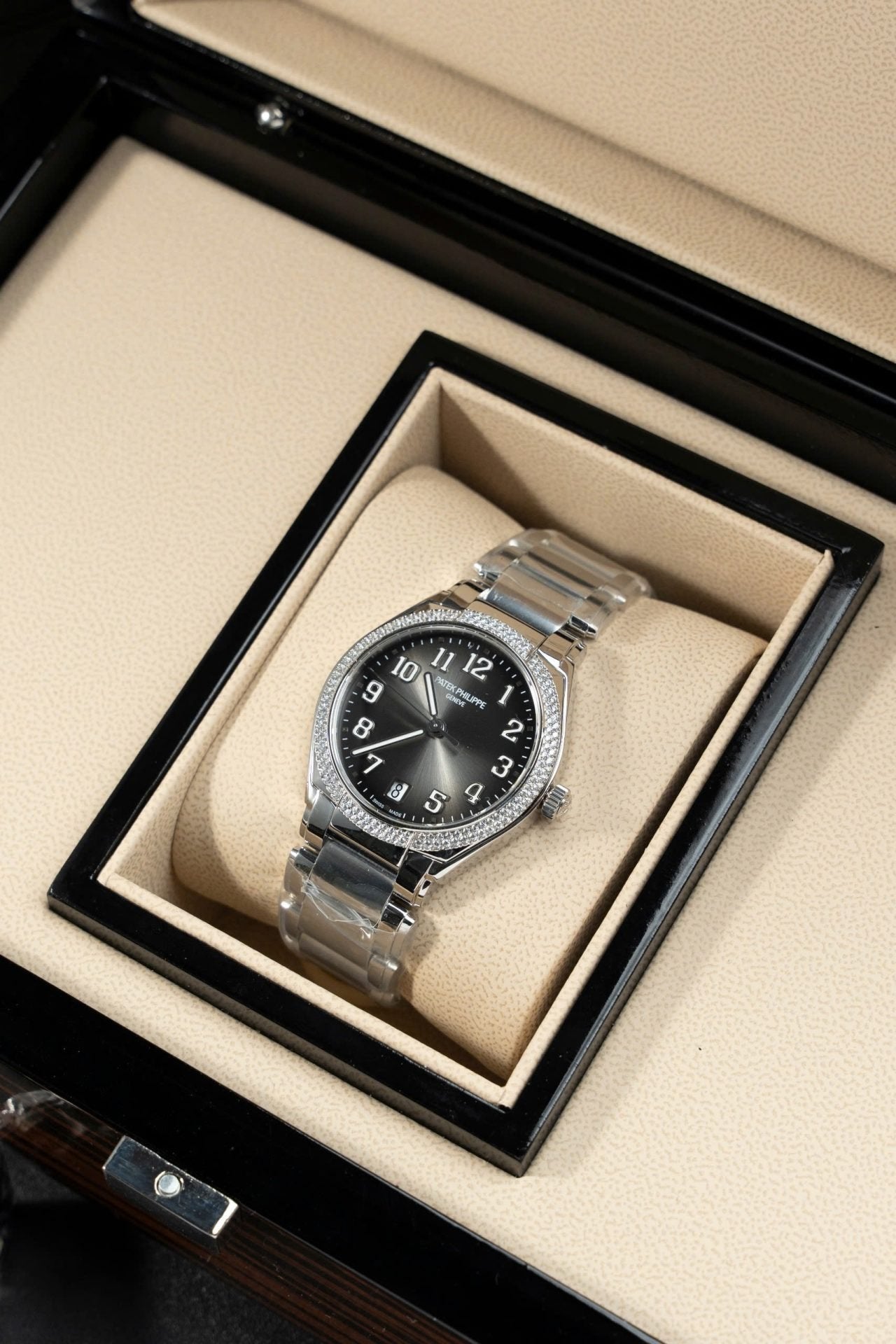 Patek Philippe Watch Twenty 4 7300 Gray Dial Metal Wire 36mm