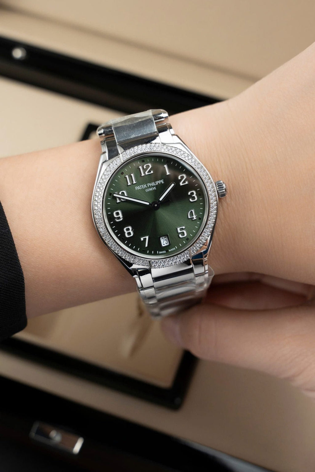 Patek Philippe Watch Twenty 4 7300 Green Dial Metal Wire 36mm