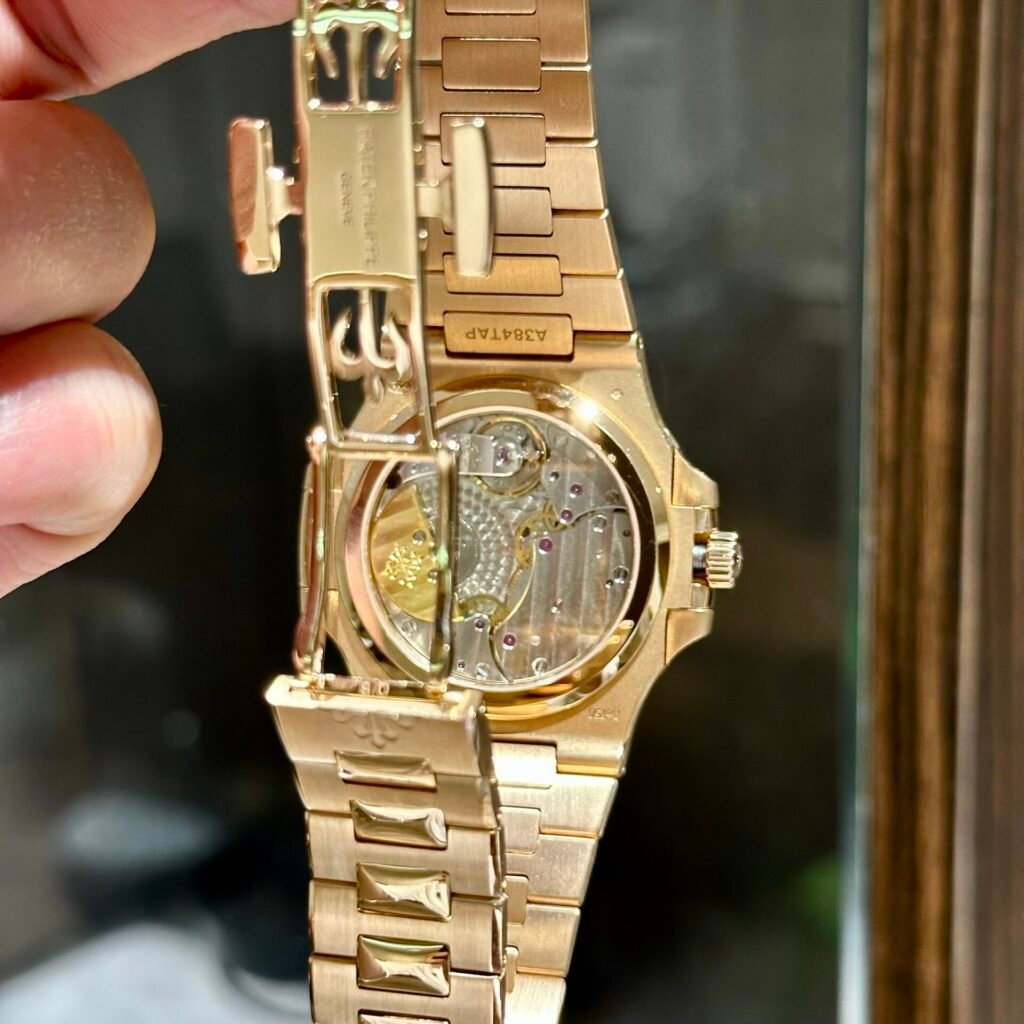 Patek Philippe Watch Nautilus 5712R Brown Dial 18K Solid Gold 40mm