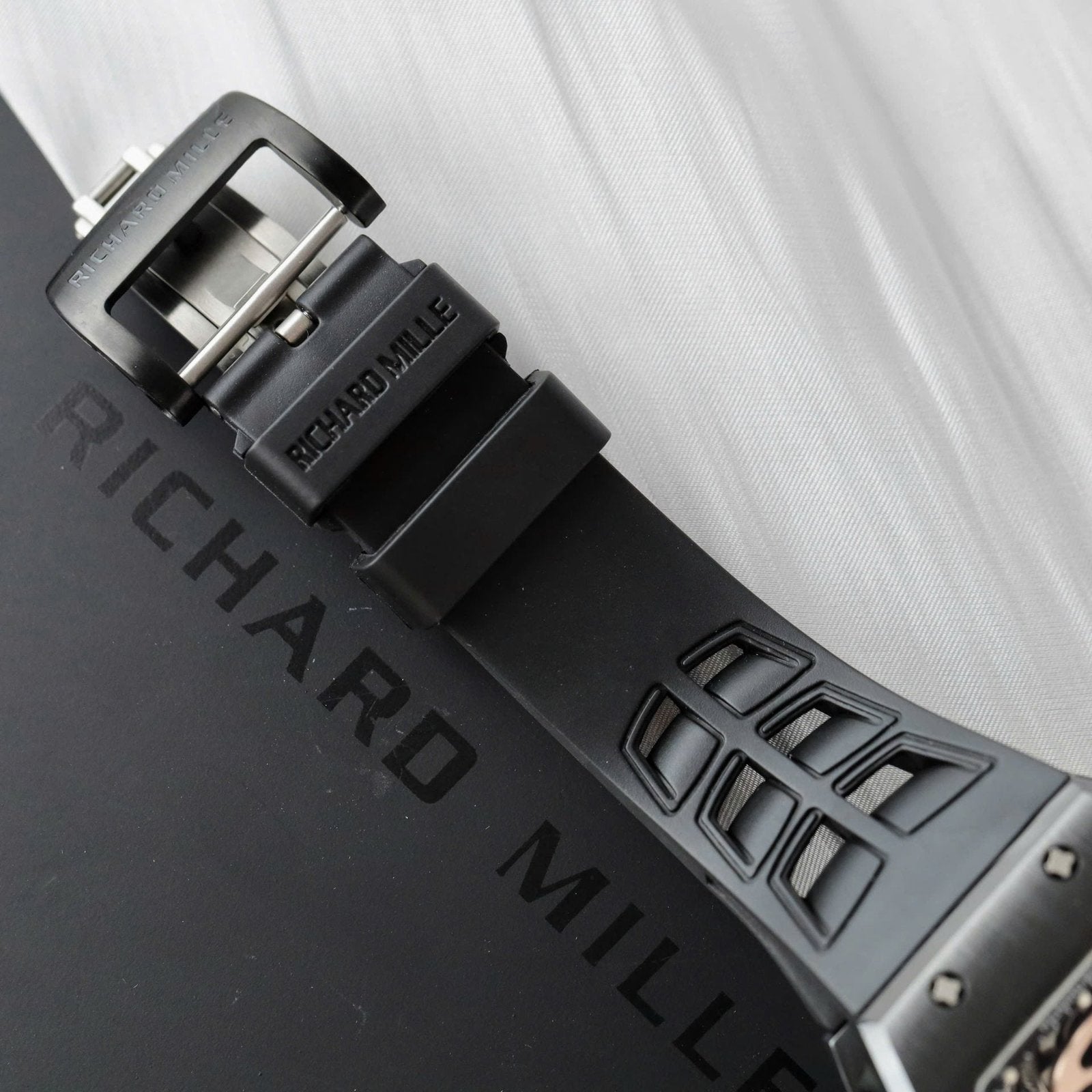 Richard Mille High End Watch RM052 Skull Tourbillon Black Ceramic Rubber Strap 43mm