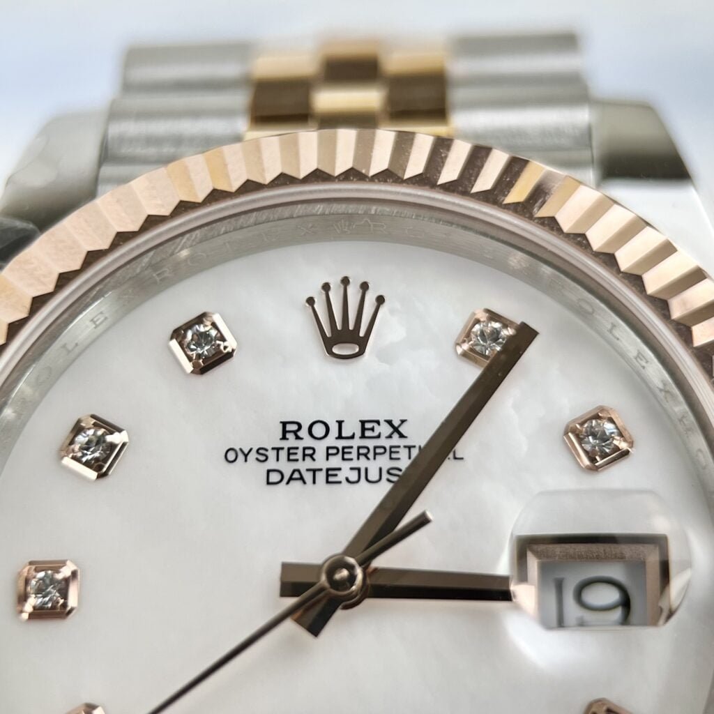 Rolex Watch DateJust 126331 Dial Mother Of Pearl Gold Wrapped 41mm