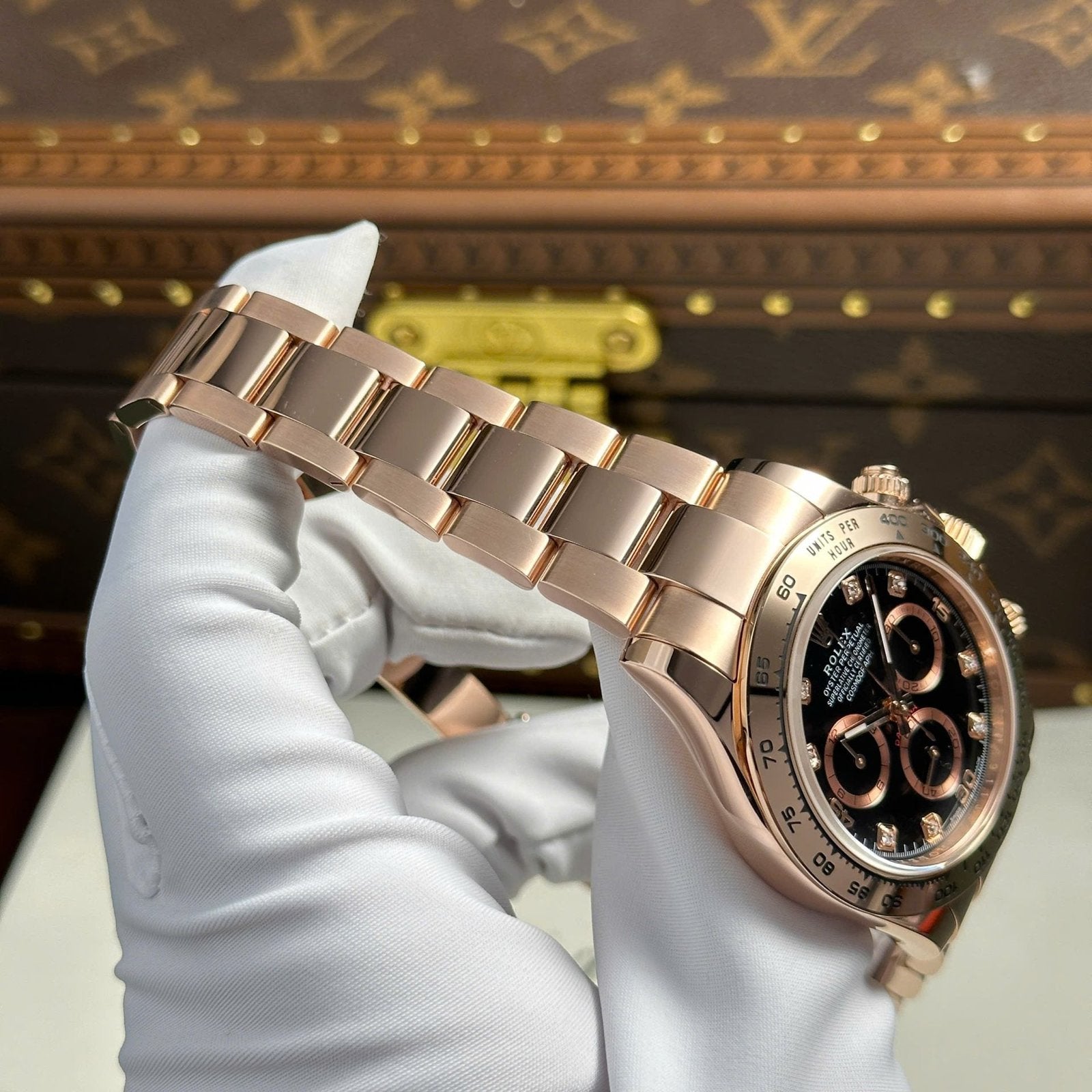 Rolex Cosmograph Daytona Dial Black Gold Wrapped Watch 40mm