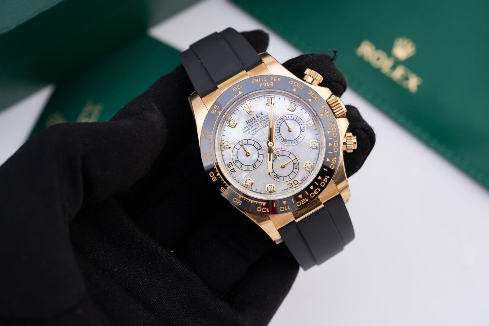 Rolex Cosmograph Daytona  Mother Of Pearl &amp; Moissanite Diamonds Dial 40mm