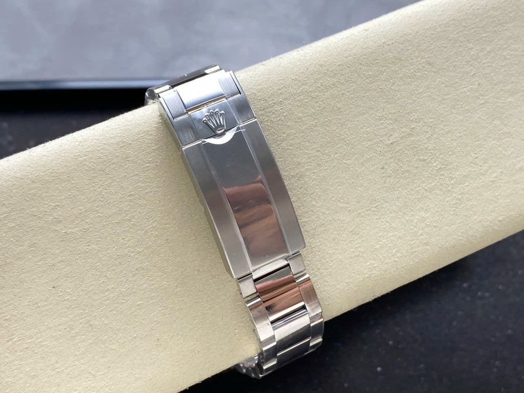 Rolex Cosmograph Rainbow Watch 40mm