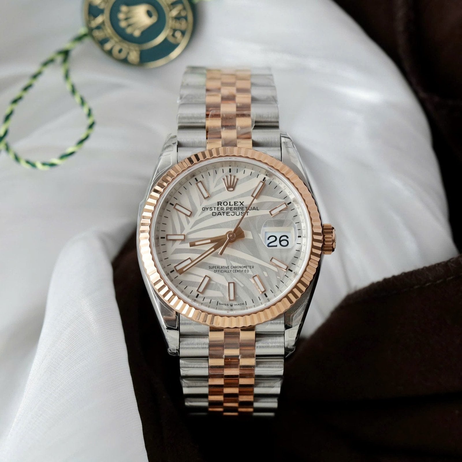 Rolex DateJust 126231 Best Watch Palm Dial 36mm
