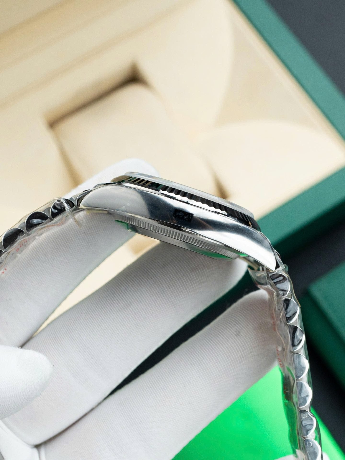 Rolex Watch DateJust 126334 Mother Of Pearl 41mm