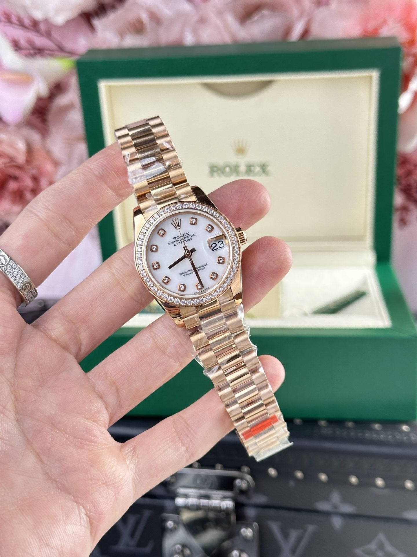 Rolex Date Just 278285 Watch Mother Of Pearl Dial 31mm