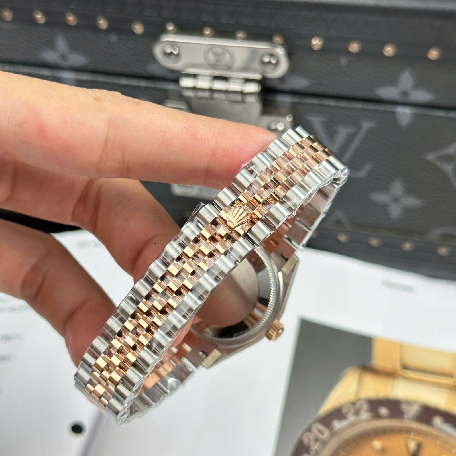 Rolex DateJust Women Demi Rose Gold Watch Pink Dial 31mm