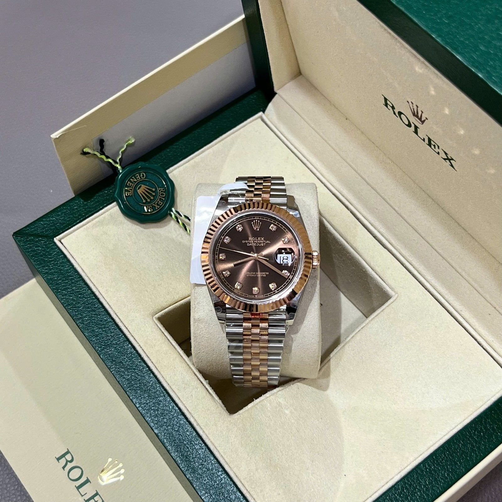Rolex DateJust Dial Chocolate Watch Gold Wrapped 41mm