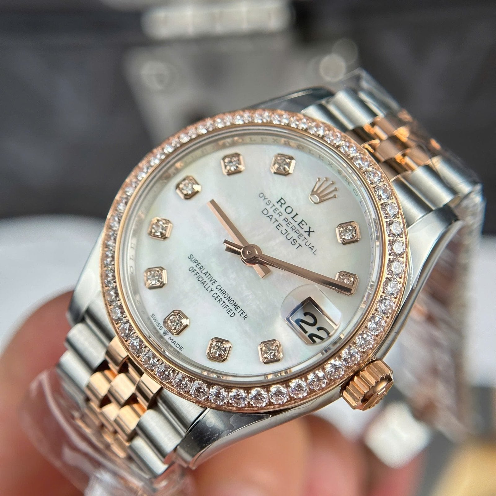 Rolex DateJust Women Rose Gold Watch MOP Dial Jubilee Strap 31mm